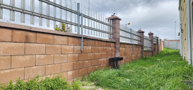 3 Bedroom Property for Sale in Sunset Glen Western Cape